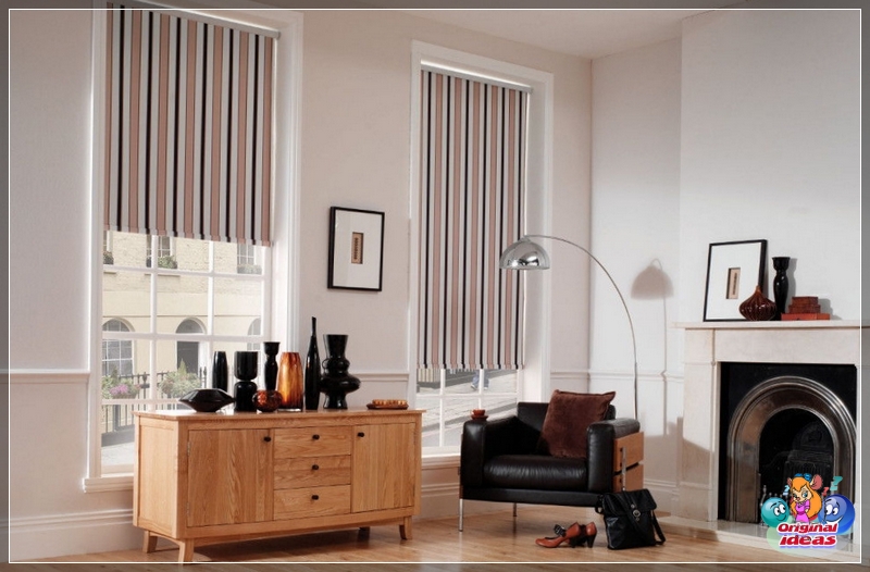 Las rayas verticales en las cortinas harán que los techos sean más altos visualmente