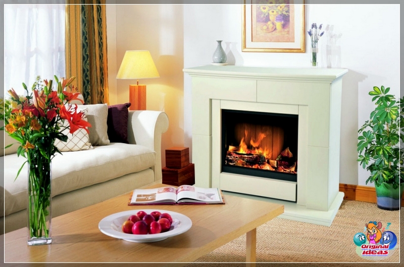 Die Gestaltung des Wohnzimmers mit Kamin ist komfortabel und gemütlich