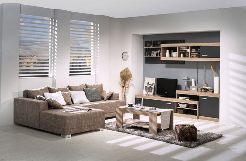 wall Modern style is characterized by straight lines