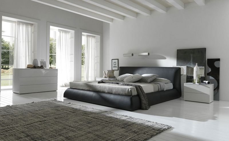 Dekoracja sufitu w pokoju