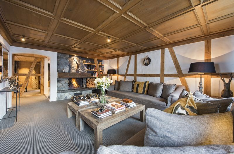 baño El chalet es un vívido ejemplo de estilo rural en el interior