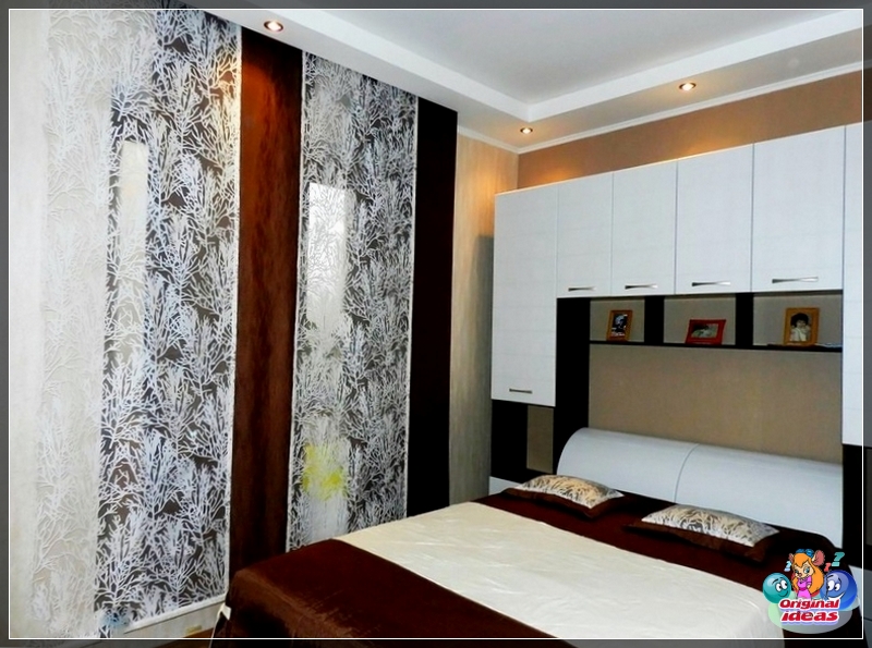 stylish curtains in the interior of the bedroom