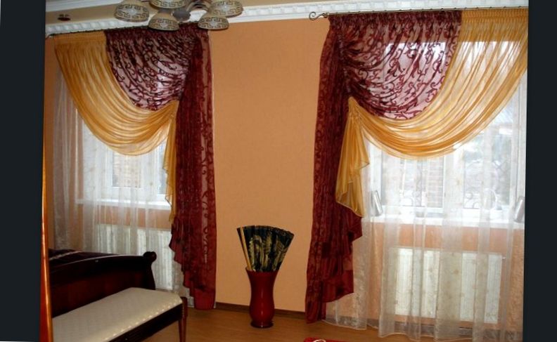 italian curtains