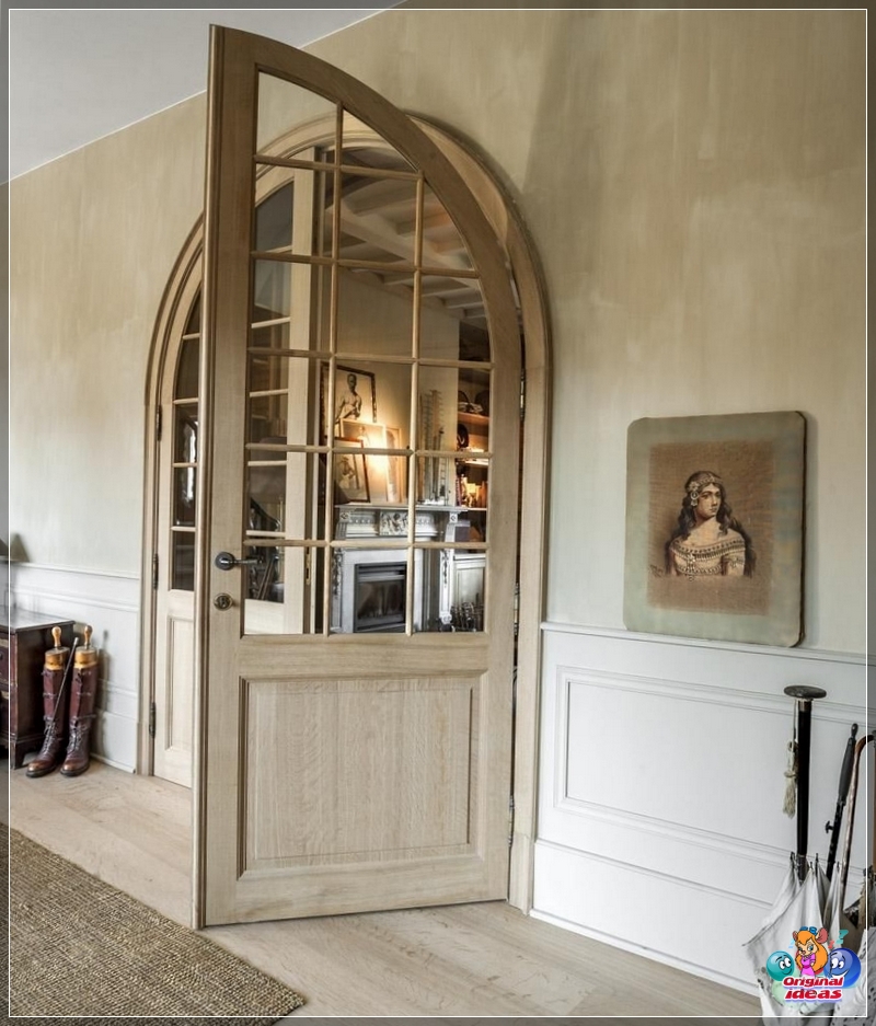 Drewniane drzwi łukowe