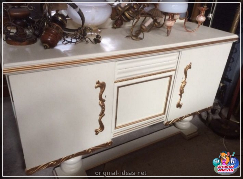 Loskod dans le salon: règles pratiques et esthétiques pour appliquer et idées pour décorer un coffre de tiroirs (85 photos) (dans) Loskod dans le salon: règles pratiques et esthétiques pour appliquer et idées pour décorer un coffre de tiroirs (85 photos)