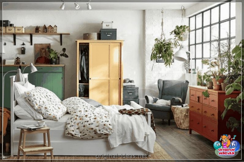 O interior do quarto no estilo escandinavo 2023: novos itens, com papel de parede, em tons cinzentos, com móveis brancos, fotos reais (2023) O interior do quarto no estilo escandinavo 2023: novos itens, com papel de parede, em tons cinzentos, com móveis brancos, fotos reais