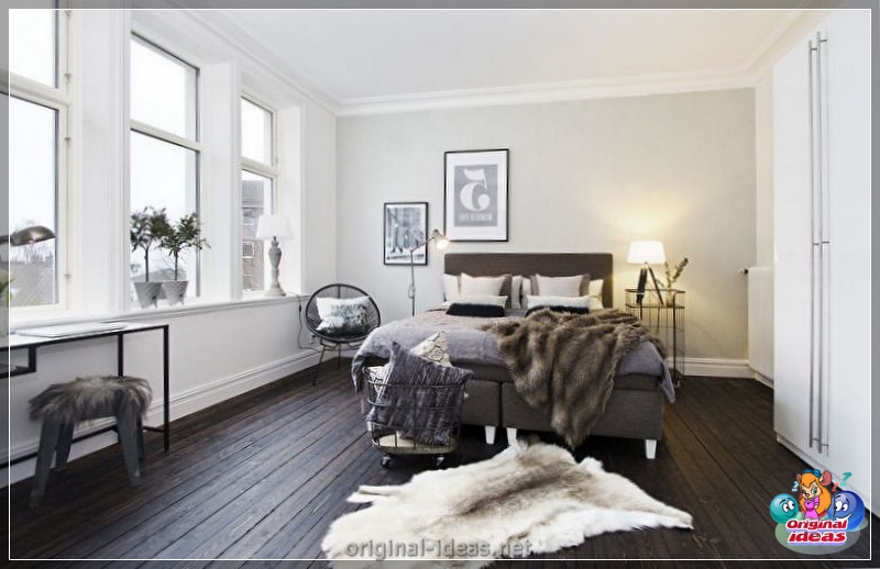 O interior do quarto no estilo escandinavo 2023: novos itens, com papel de parede, em tons cinzentos, com móveis brancos, fotos reais (escandinavo) O interior do quarto no estilo escandinavo 2023: novos itens, com papel de parede, em tons cinzentos, com móveis brancos, fotos reais