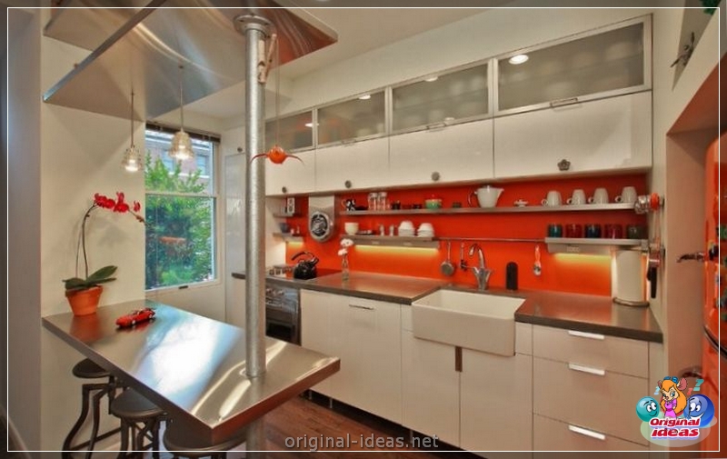 Cuisine en haute technologie 2023 Style dans un petit appartement: caractéristiques de conception, idées de design d'intérieur modernes, vraies photos (haute) Cuisine en haute technologie 2023 Style dans un petit appartement: caractéristiques de conception, idées de design d'intérieur modernes, vraies photos