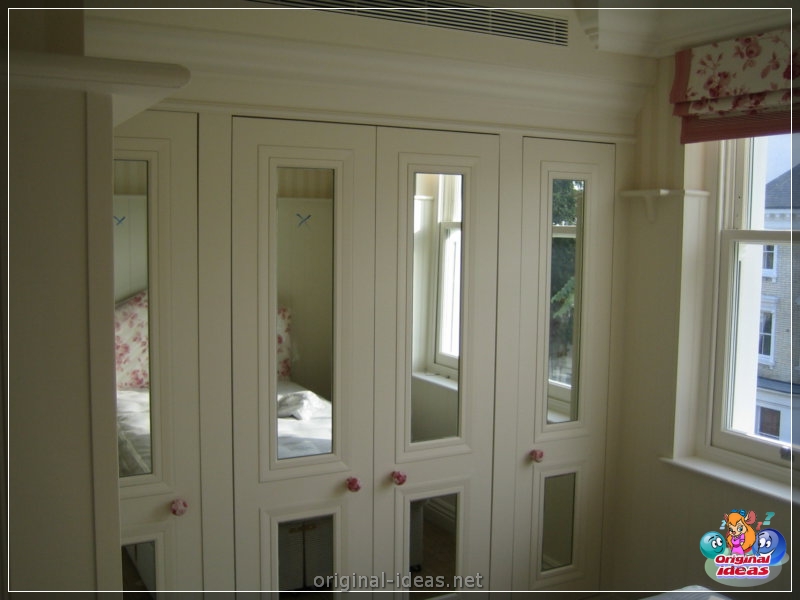 Wardrobe with a mirror - 75 photos of unusual novelties of stylish design (wardrobe, mirror, photos, stylish, design) Wardrobe with a mirror - 75 photos of unusual novelties of stylish design