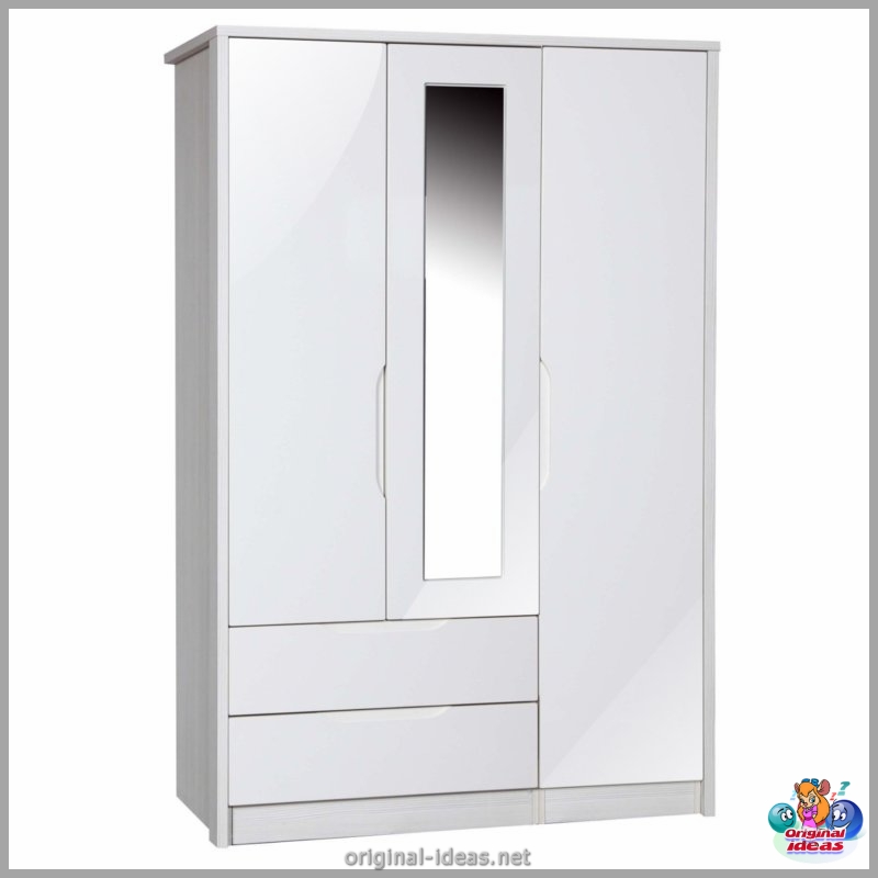 Wardrobe with a mirror - 75 photos of unusual novelties of stylish design (wardrobe, mirror, photos, stylish, design) Wardrobe with a mirror - 75 photos of unusual novelties of stylish design