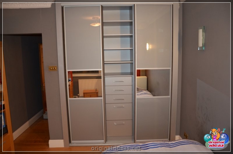 Wardrobe with a mirror - 75 photos of unusual novelties of stylish design (wardrobe, mirror, photos, stylish, design) Wardrobe with a mirror - 75 photos of unusual novelties of stylish design
