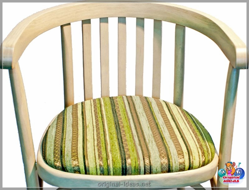 Silla de Madera Vienés - Foto de las mejores novedades de diseño (silla, madera, vienés, foto, diseño) Silla de Madera Vienés - Foto de las mejores novedades de diseño