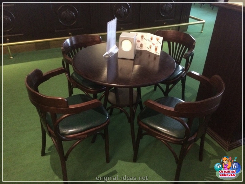 Silla de Madera Vienés - Foto de las mejores novedades de diseño (silla, madera, vienés, foto, diseño) Silla de Madera Vienés - Foto de las mejores novedades de diseño