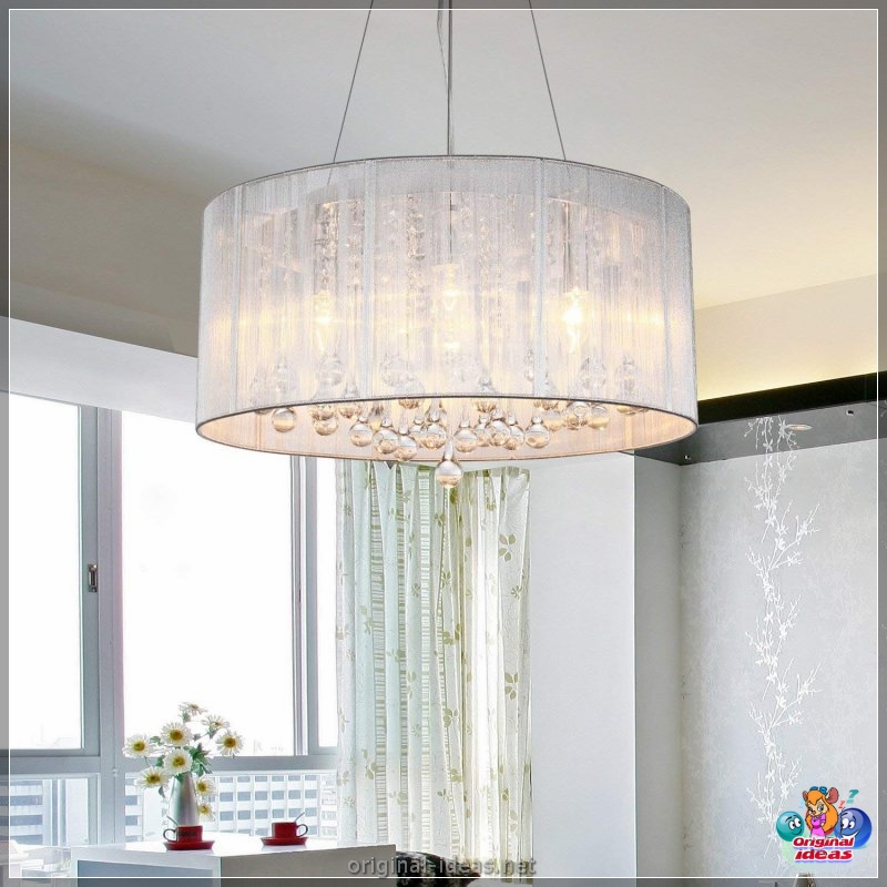 Chandelier en la sala de estar - Seleccione de acuerdo con la mente! 95 fotos de un diseño hermoso y moderno de una lámpara de araña en el interior de la sala de estar (chandelier, sala, estar, mente, diseño) Chandelier en la sala de estar - Seleccione de acuerdo con la mente! 95 fotos de un diseño hermoso y moderno de una lámpara de araña en el interior de la sala de estar