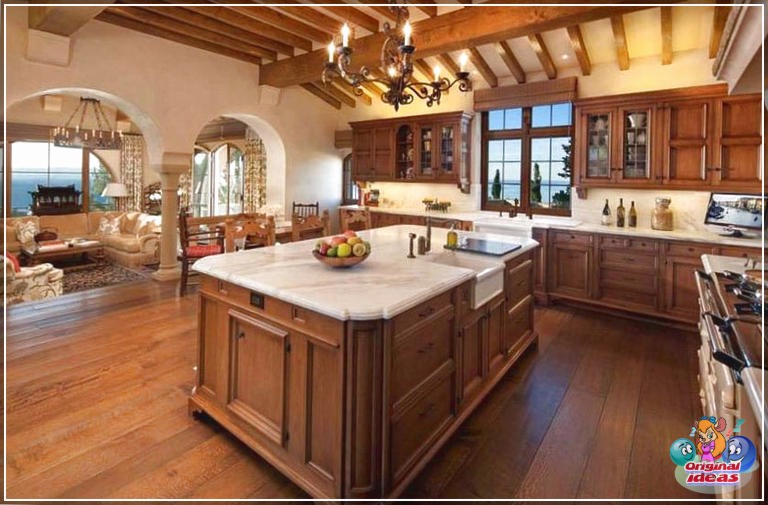 armoires de cuisine Cuisine artisanale de luxe avec évier de ferme et plafond à poutres en bois