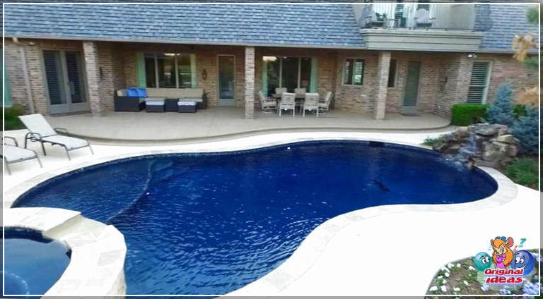 piscine Piscine arrière avec bain à remous maison en brique