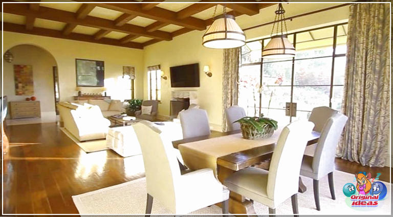 maison Salle à manger à aire ouverte donnant sur le salon