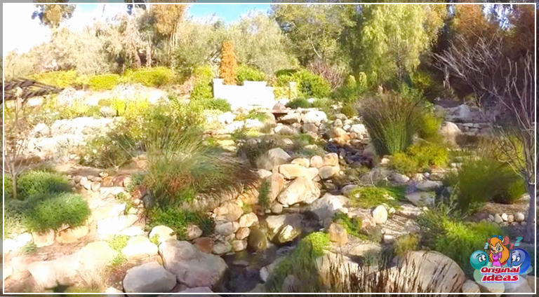 maison Caractéristiques de l'eau d'arrière-cour Stone River à la maison de luxe