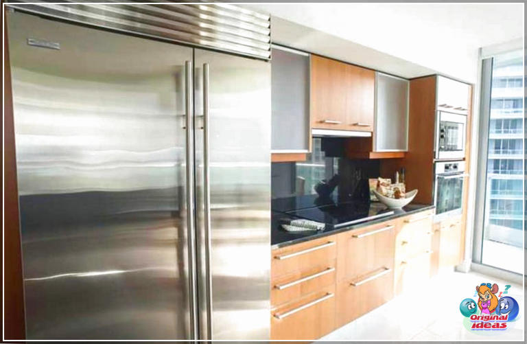 petites cuisines Cuisine d'appartement avec comptoir en ardoise sombre