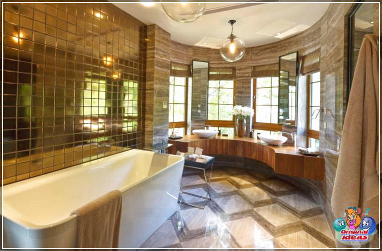 40 idées de design de salle de bain moderne (photos) () Salle de bain moderne avec décor doré et mur d'accent en métal miroir