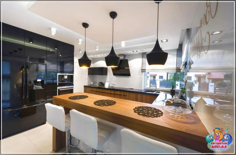 cuisine moderne Cuisine moderne en forme de U avec armoires hautes polonaises
