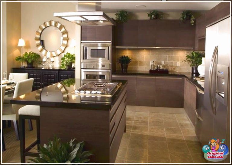 cuisine moderne Cuisine contemporaine avec armoires marron foncé et comptoir noir