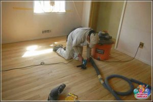 Як выправіць драўляны пол, пашкоджаны вадой