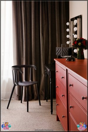 Чырвоныя сцены - 75 фотаздымкаў незвычайнага і яркага дызайну