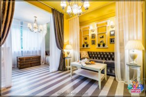 Жоўтыя сцены ў інтэр'еры - 70 фотаздымкаў новых прадуктаў бездакорнага дызайну